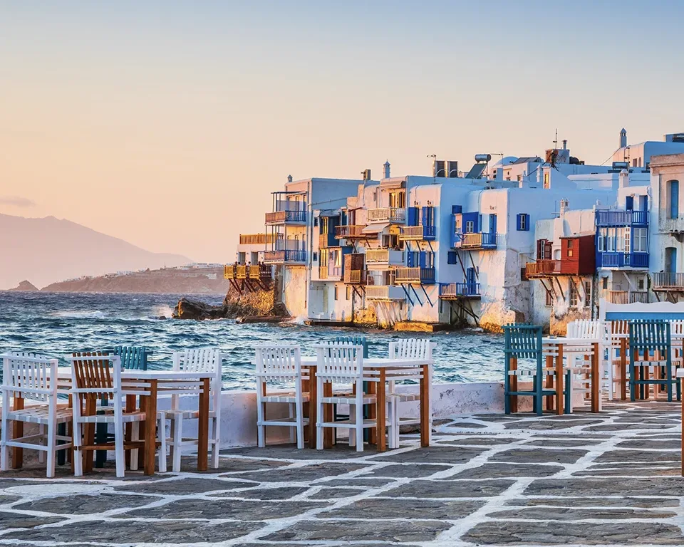 ittle Venice – the iconic sunset where the sea meets the colorful balconies